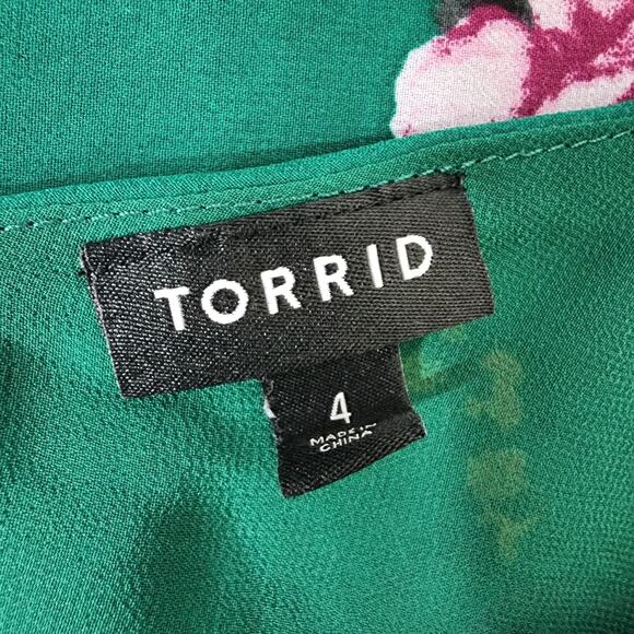 Torrid Womens Cami Size 4X Sophie Chiffon Double Layer Swing Blouse Green Floral - Picture 7 of 10